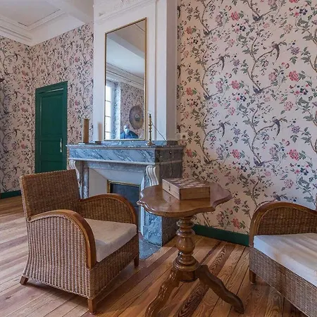 Bed & Breakfast Chateau De 3*