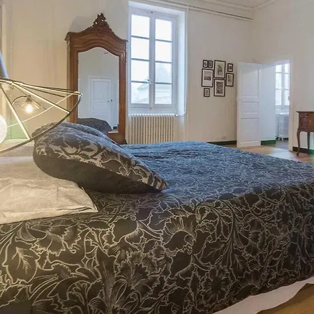 Chateau De 3*